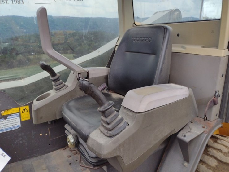 volvo-mc135c-image-10