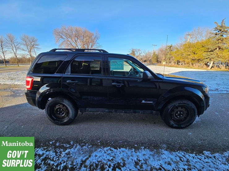 2012-ford-escape-hybrid-image-5