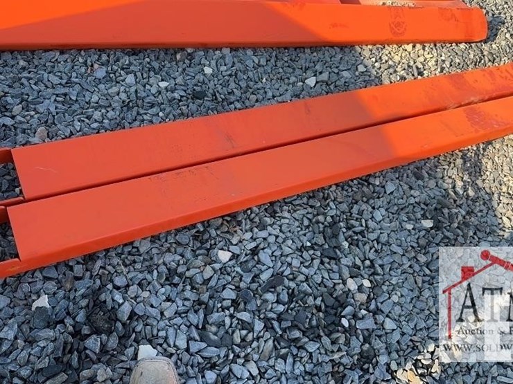 new-wig-fork-extensions-image-1