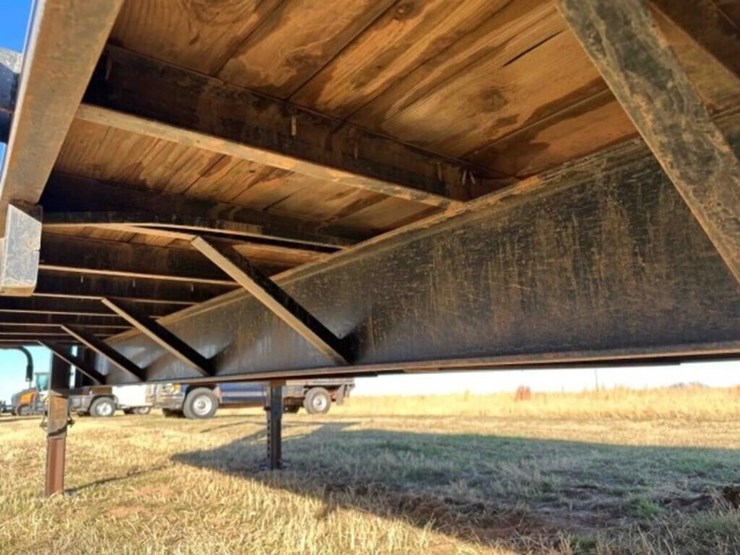 2008-titan-trailer-image-19