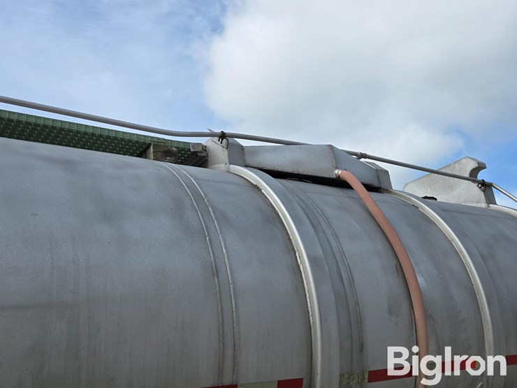 1969-j&l-3500-gal-t/a-ss-tanker-trailer-image-17