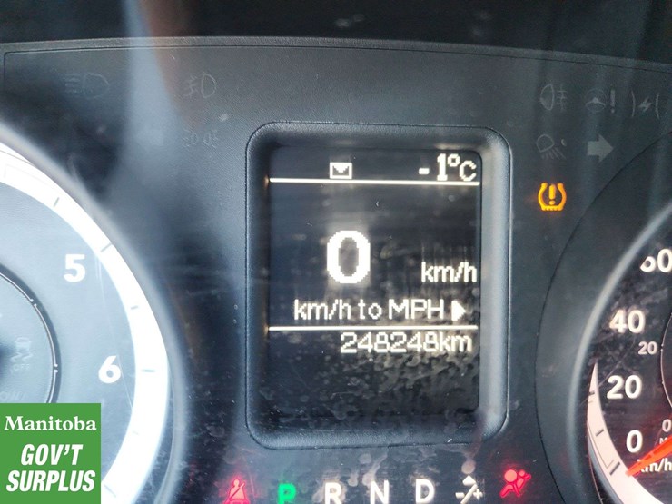 2013-dodge-1500-image-23