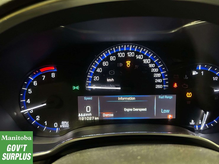 2013-cadillac-srx-image-10