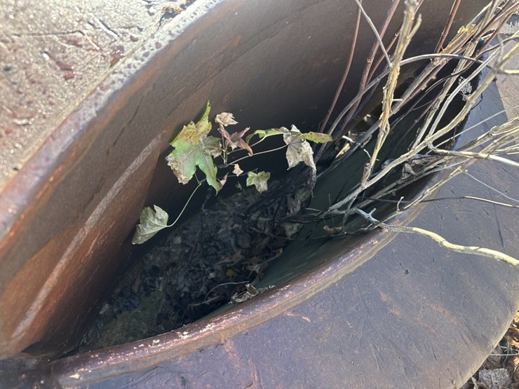 #2143-•-approx-44"-excavator-clam-bucket-image-3