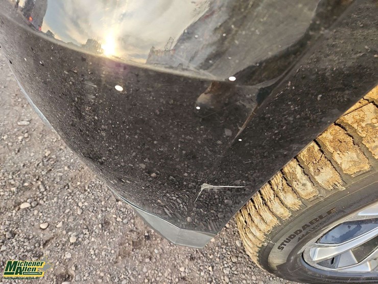 2018-chevrolet-tahoe-ltz-image-37