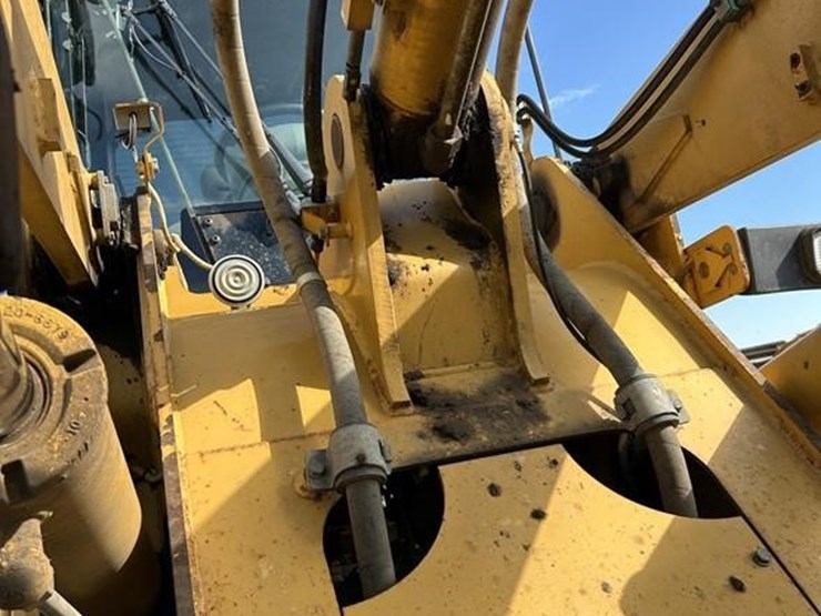 2004-caterpillar-928g-image-35