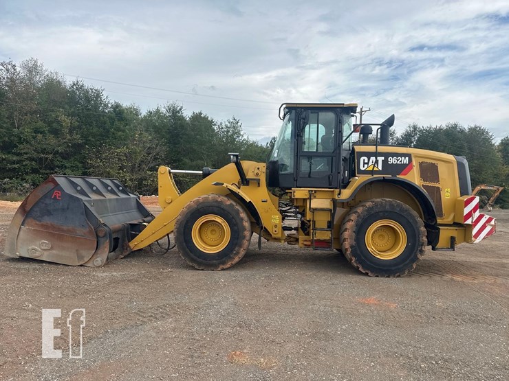 2020-caterpillar-962m-image-7