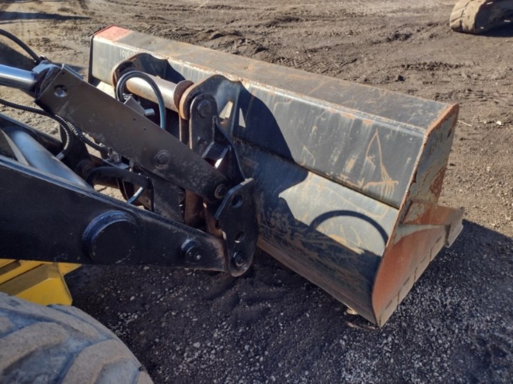 99-caterpillar-426c-image-18