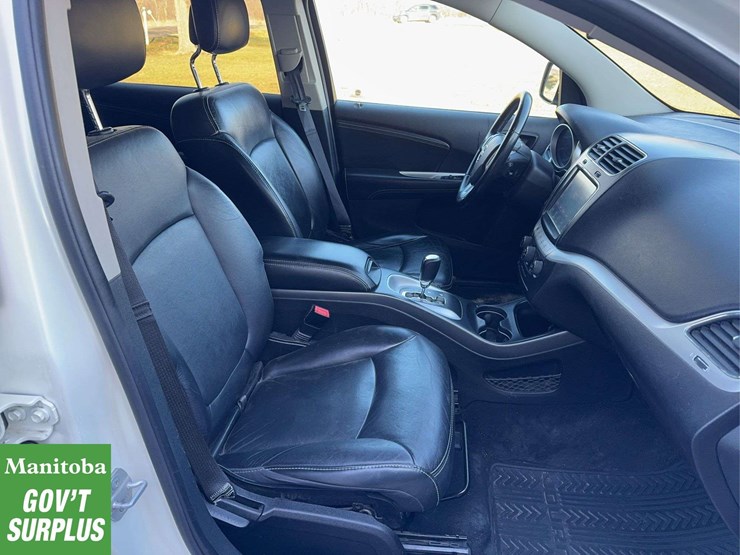 2012-dodge-journey-image-29