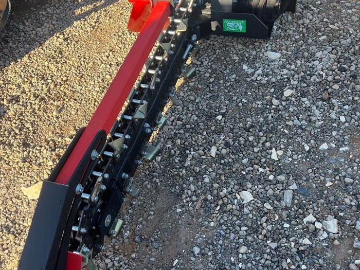 raytree-skid-steer-trencher-attachment-image-2