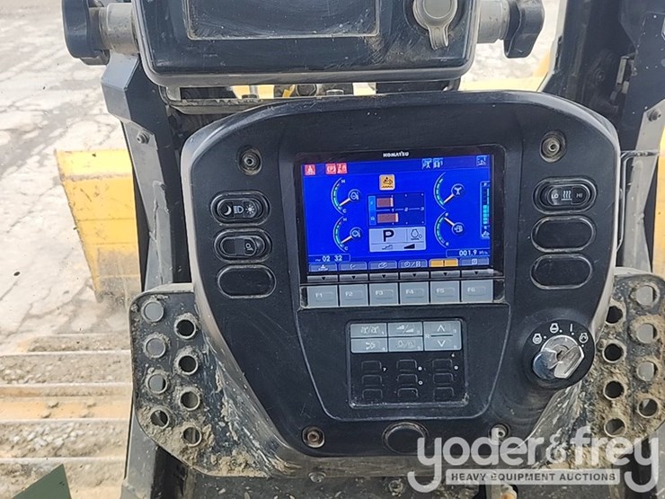 2017-komatsu-d61pxi-24-image-28