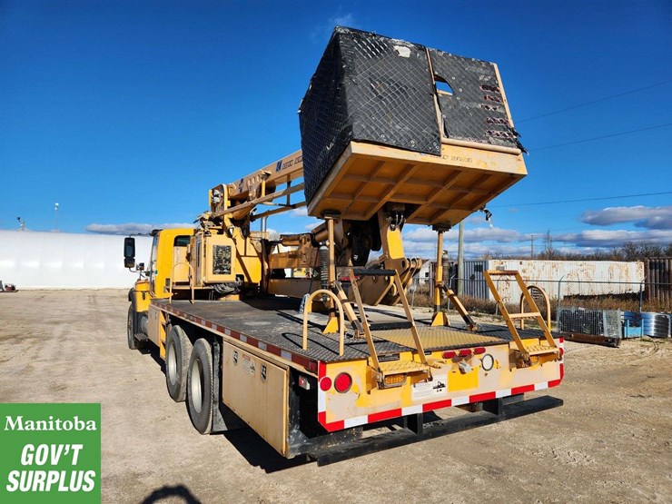 2009-international-workstar-7500-image-3