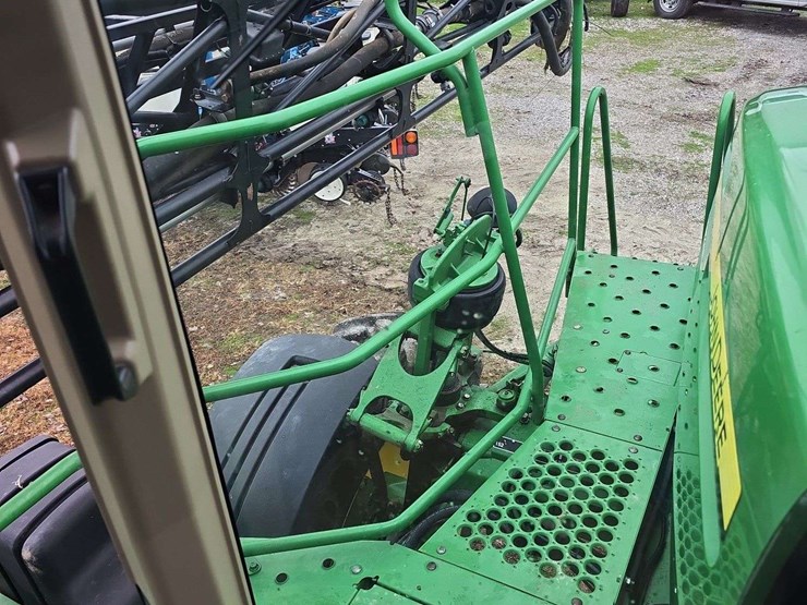 john-deere-4830-image-34