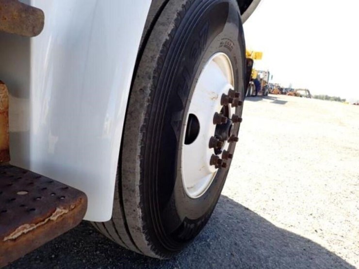 2017-freightliner-m2106-s/a-van-truck-3alacydt0hdj-image-17