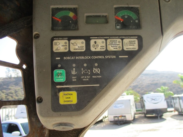 2006-bobcat-s250-image-8