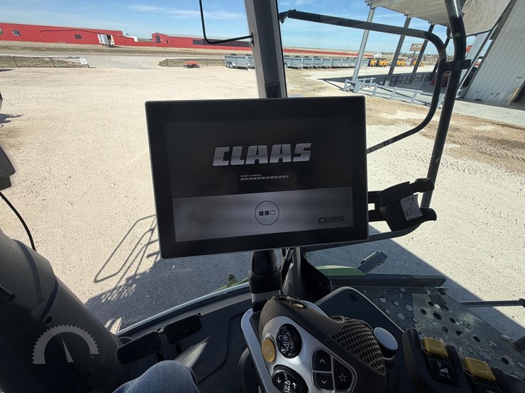 2022-claas-lexion-7500-image-31