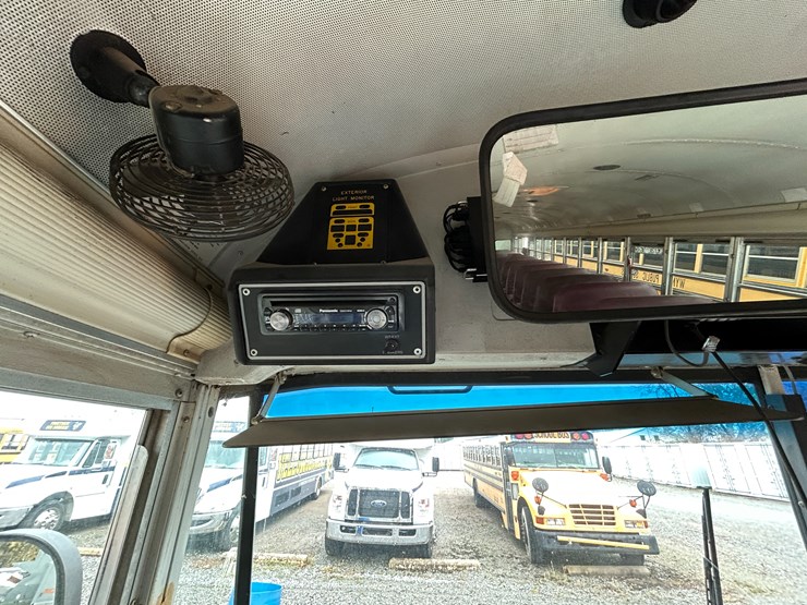 2006-caterpillar-c7-image-43