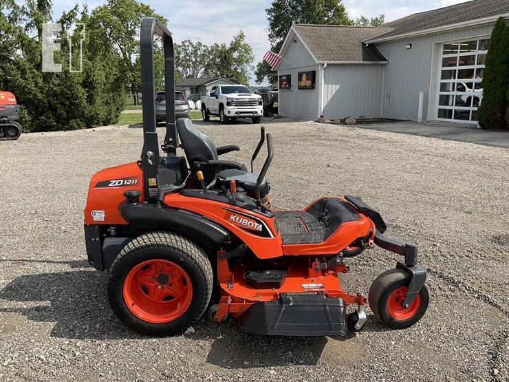 2017-kubota-zd1211-image-6