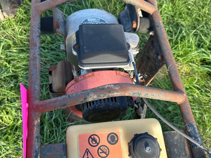 robin-tamper-image-4