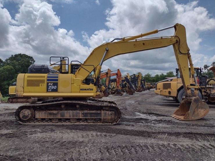 komatsu-pc290-lc-11-image-3
