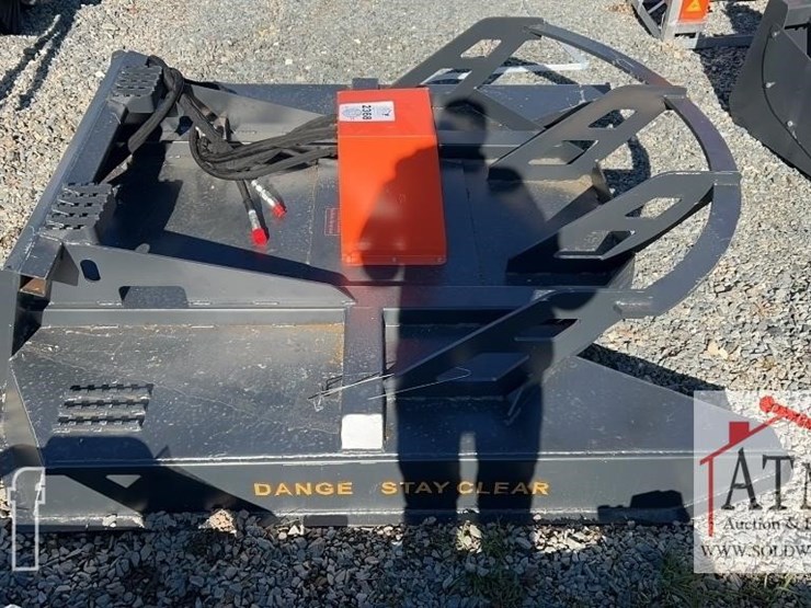 new-72"-wig-brush-cutter---skidsteer-attach-image-2