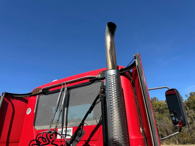 #33708-•-2014-mack-cxu-t/a-daycab-truck-tractor-1m1aw02y3em038036-image-50