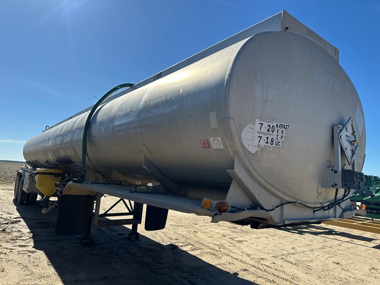 1986-fruehauf-tanker-image-2