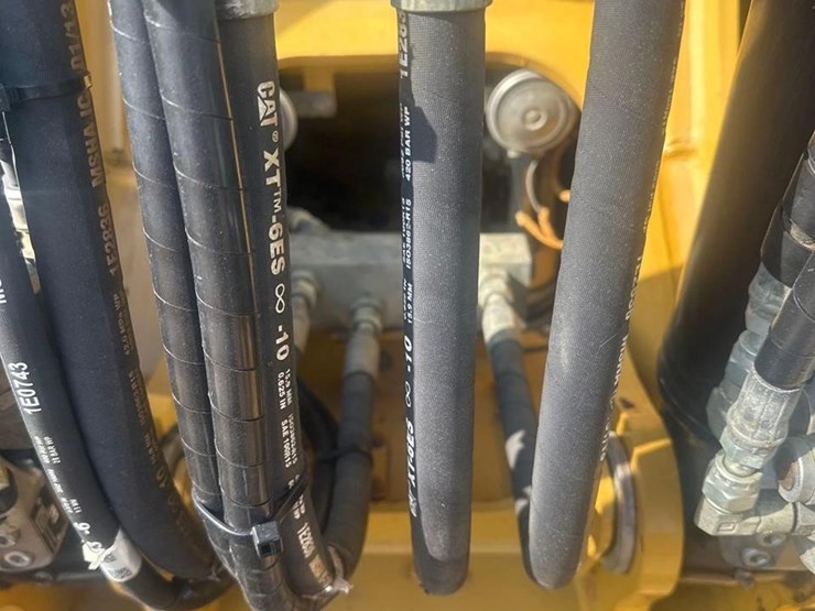 2021-caterpillar-313-image-16