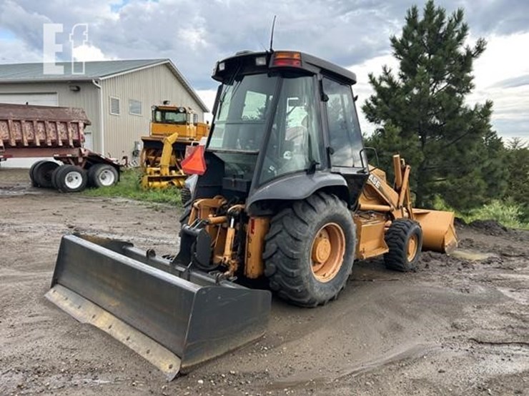 2000-case-570m-xt-image-5