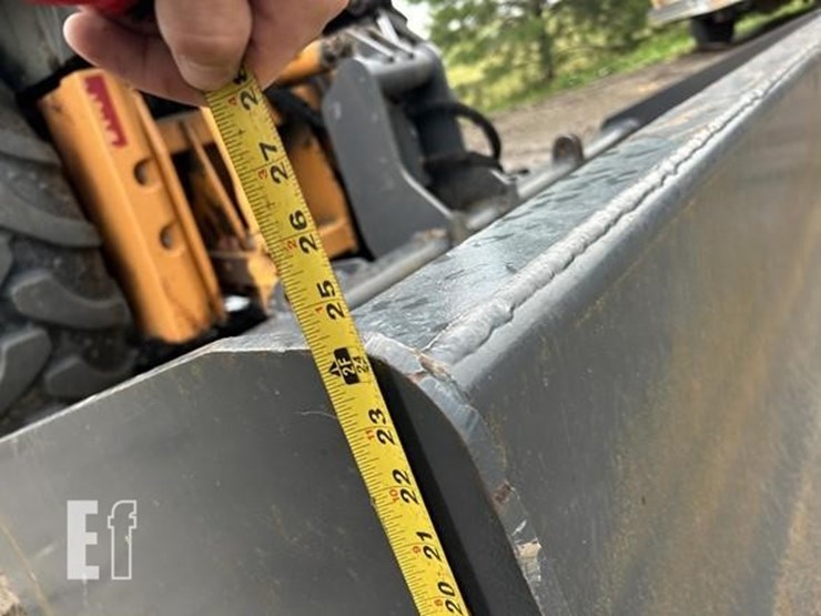 2000-case-570m-xt-image-19