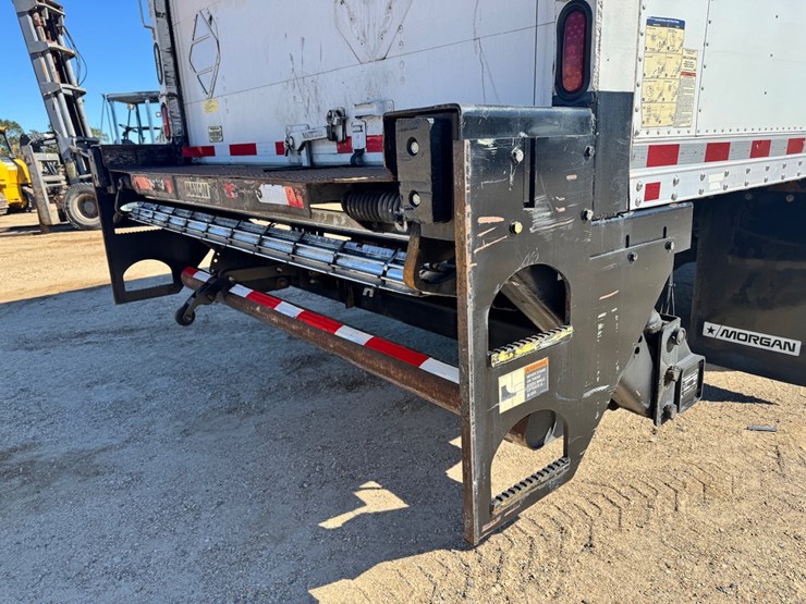 #265-•-2016-hino-338v-van-body-truck-image-30