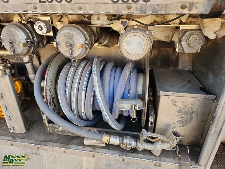 2002-sterling-lt9500-image-30