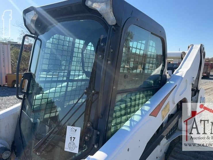 2019-bobcat-t770-image-12