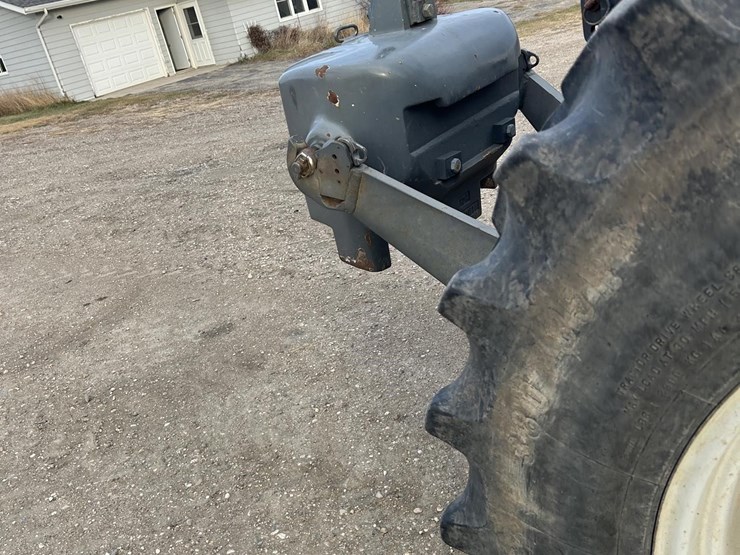 2014-challenger-mt585d-image-13