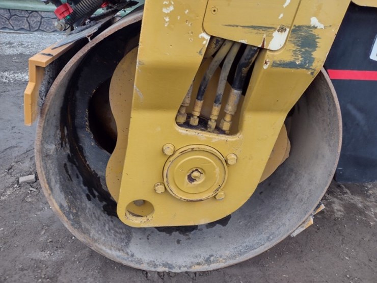 2006-caterpillar-cb-334e-image-12