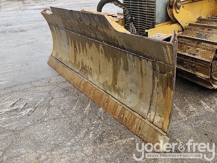 2004-deere-700h-image-19