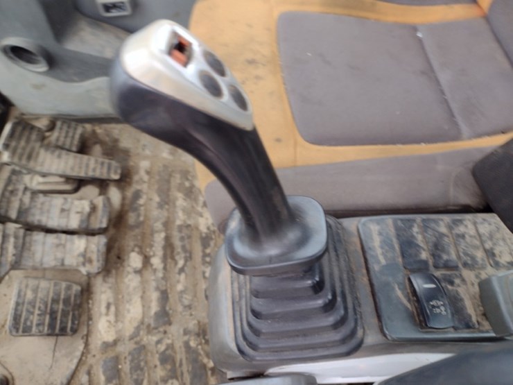 doosan-dx140-excavator-(qea-4093)-image-11
