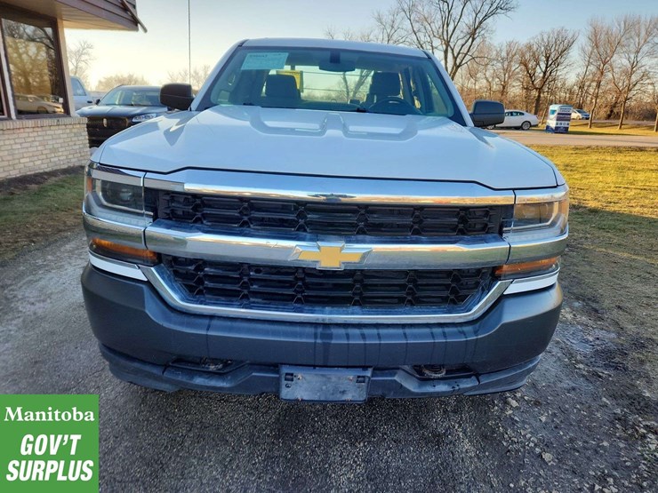 2017-chevrolet-silverado-1500-image-8