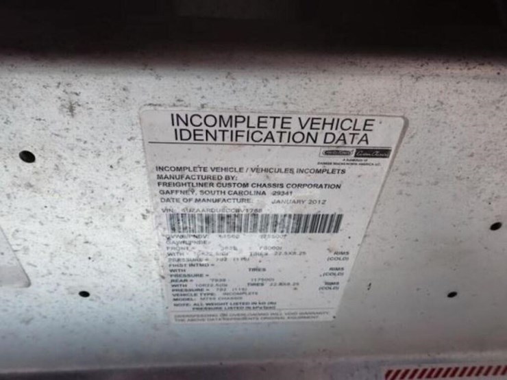 2012-freightliner-mt55-image-13