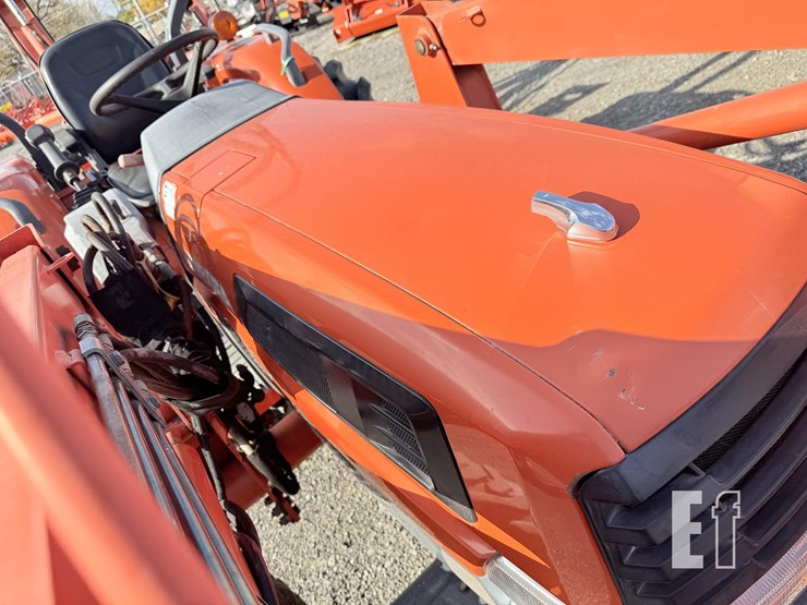 2005-kubota-l4330hst-image-18