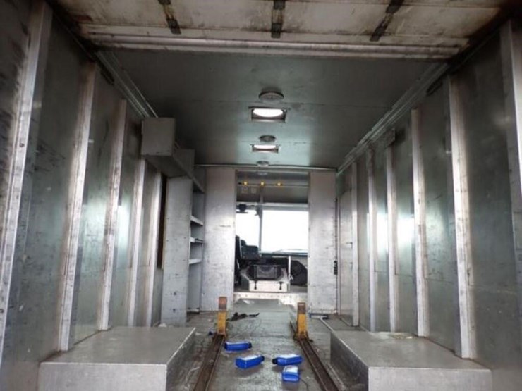 2013-freightliner-mt55-image-4