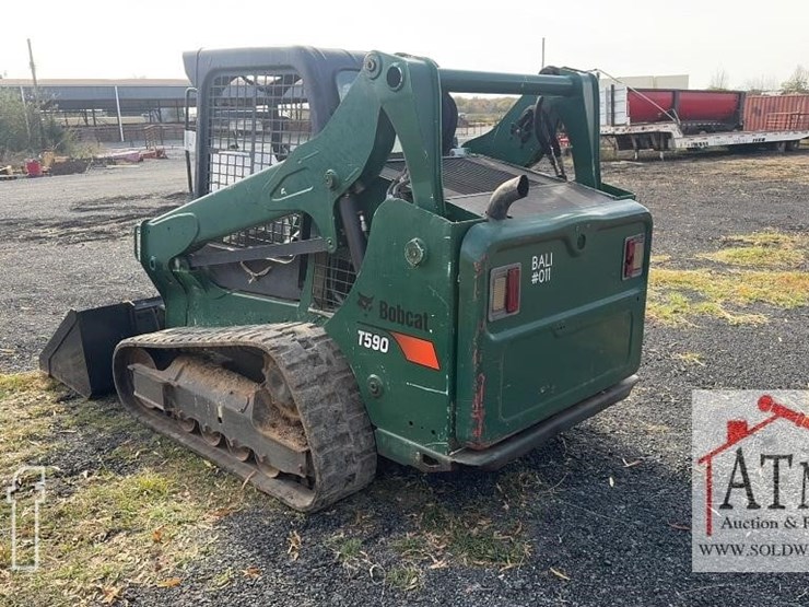 2016-bobcat-t590-image-5