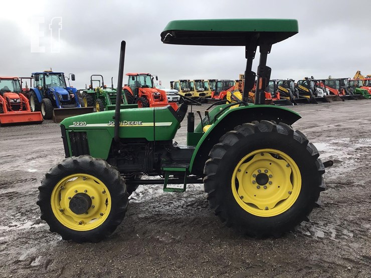 2004-john-deere-5220-image-4