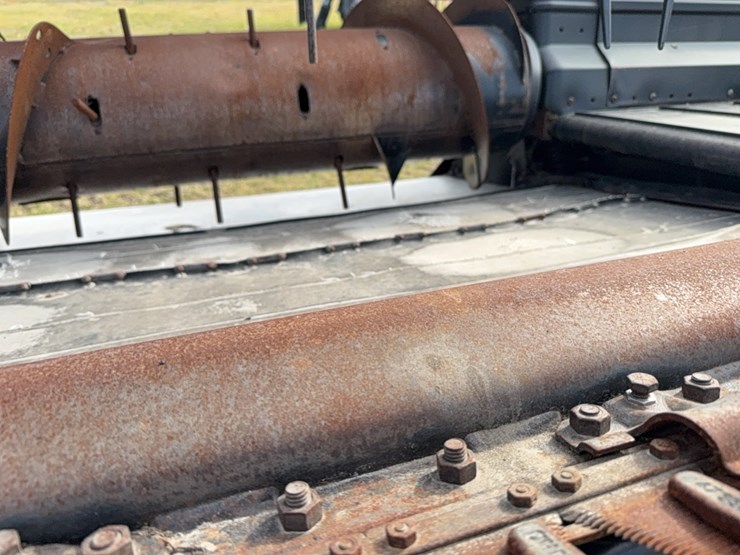 2010-case-ih-2162-image-62