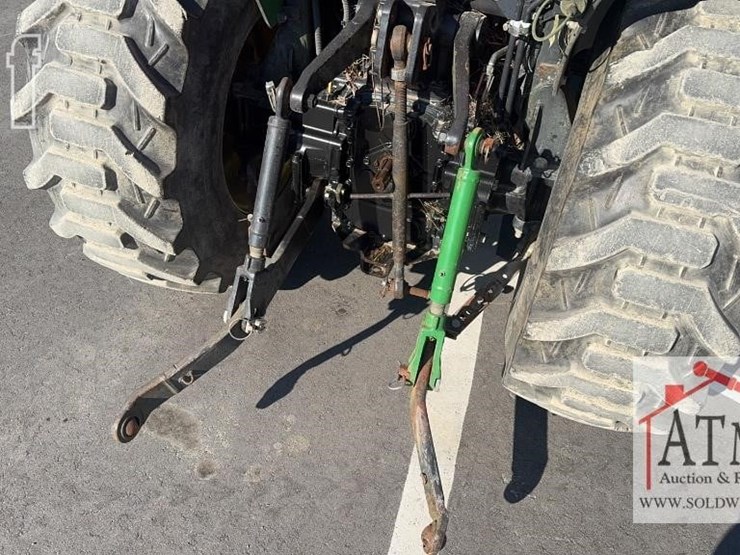 2004-john-deere-3120-image-20