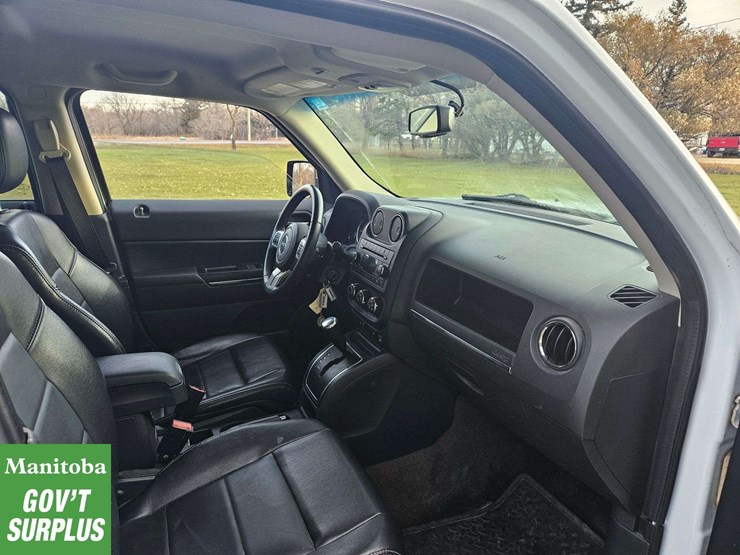 2014-jeep-patriot-image-34