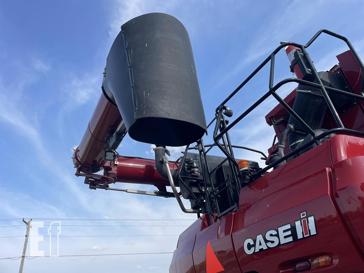 2024-case-ih-8250-image-33