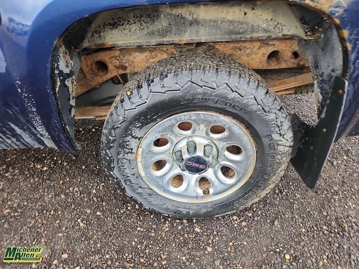 2010-gmc-sierra-1500-image-29