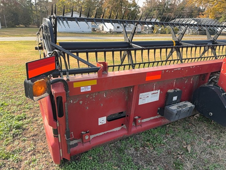 2014-case-ih-30-image-25