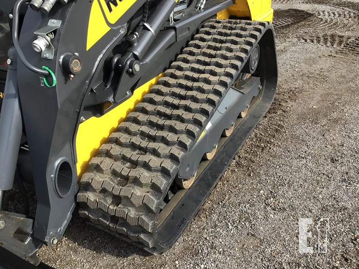 2023-new-holland-c345-image-23